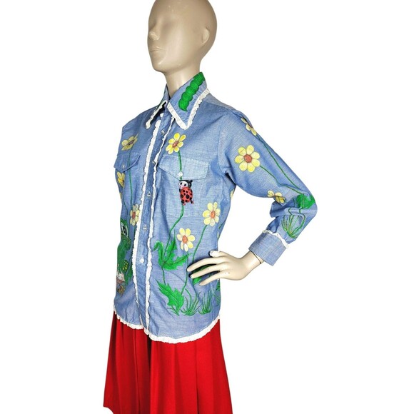 VTG 70s Artsy Hand Painted Eyelet Lace Trim Frog Turtle Ladybug Bee Flowers Top - Picture 5 of 16